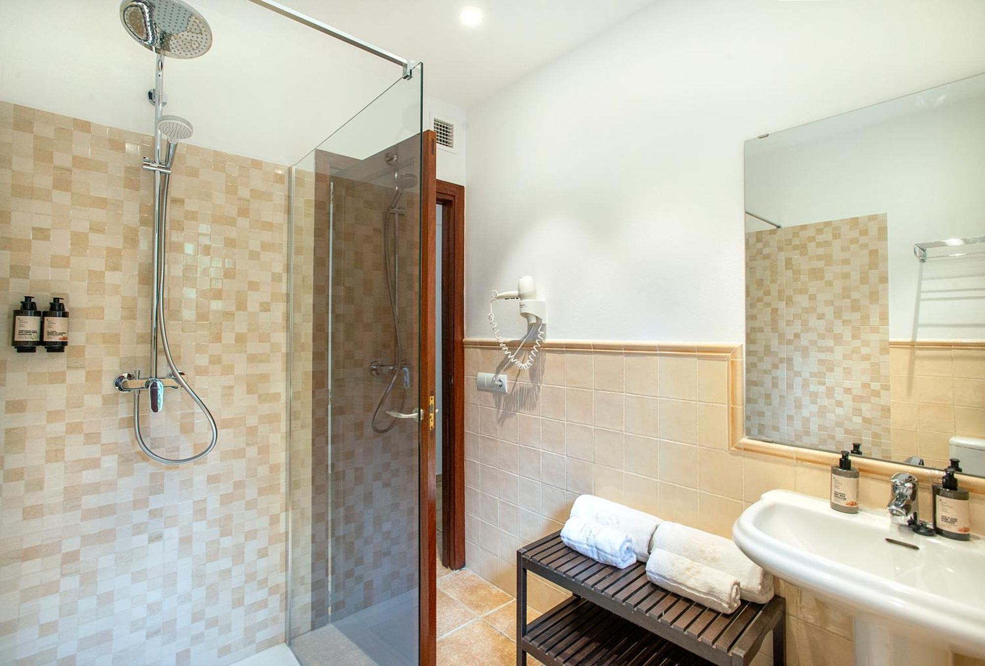 Owl Booking Villa Siquier - Luxury Retreat With Mountain Views Pollença Eksteriør bilde